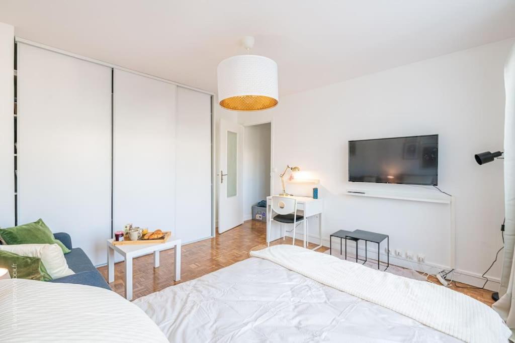 Suresnes : Appart Cosy Au Pied De Paris La Defense Daire Dış mekan fotoğraf